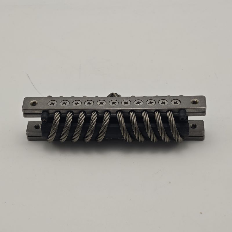 Isolatore antivibrante per fune metallica GX-40AN personalizzato con dimensioni 113mm*40mm, spessore 32,5±mm e temperatura di servizio 1000℃-1800℃